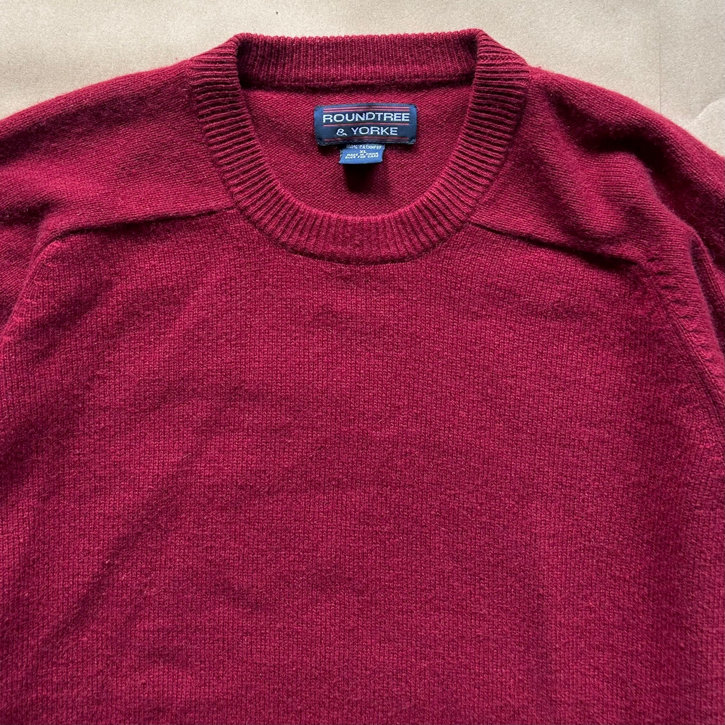 Roundtree & Yorke Cashmere Crewneck (XL)