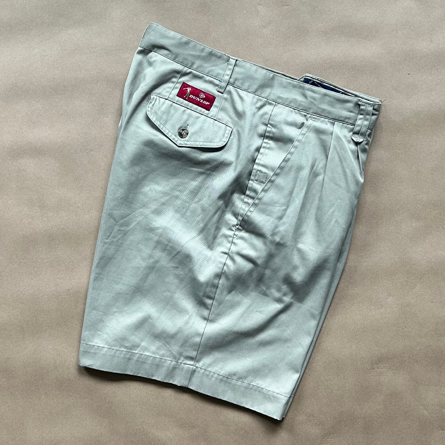 Dunlop Pleated Shorts (48 EU)