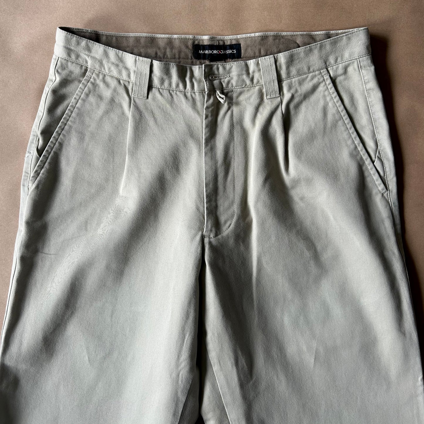 Marlboro Classics Vintage Pleated Chinos (50 EU)